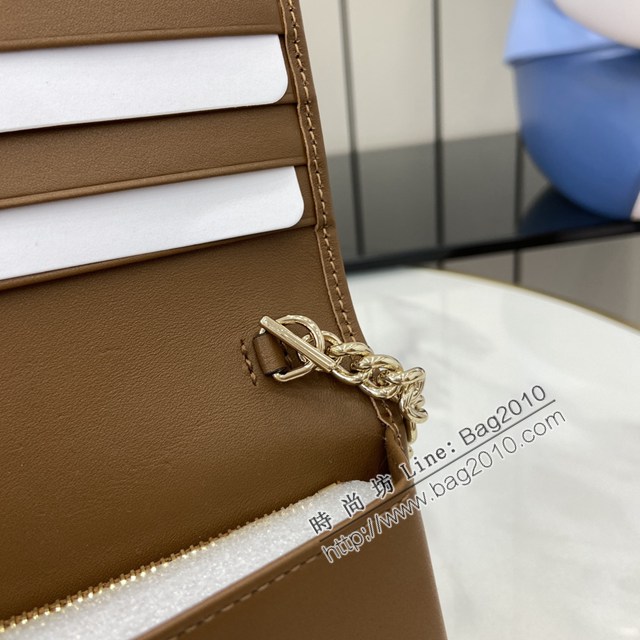 Gucci專櫃古馳最新款Horsebit 1955系列鏈帶錢包 jh2886型號：621892